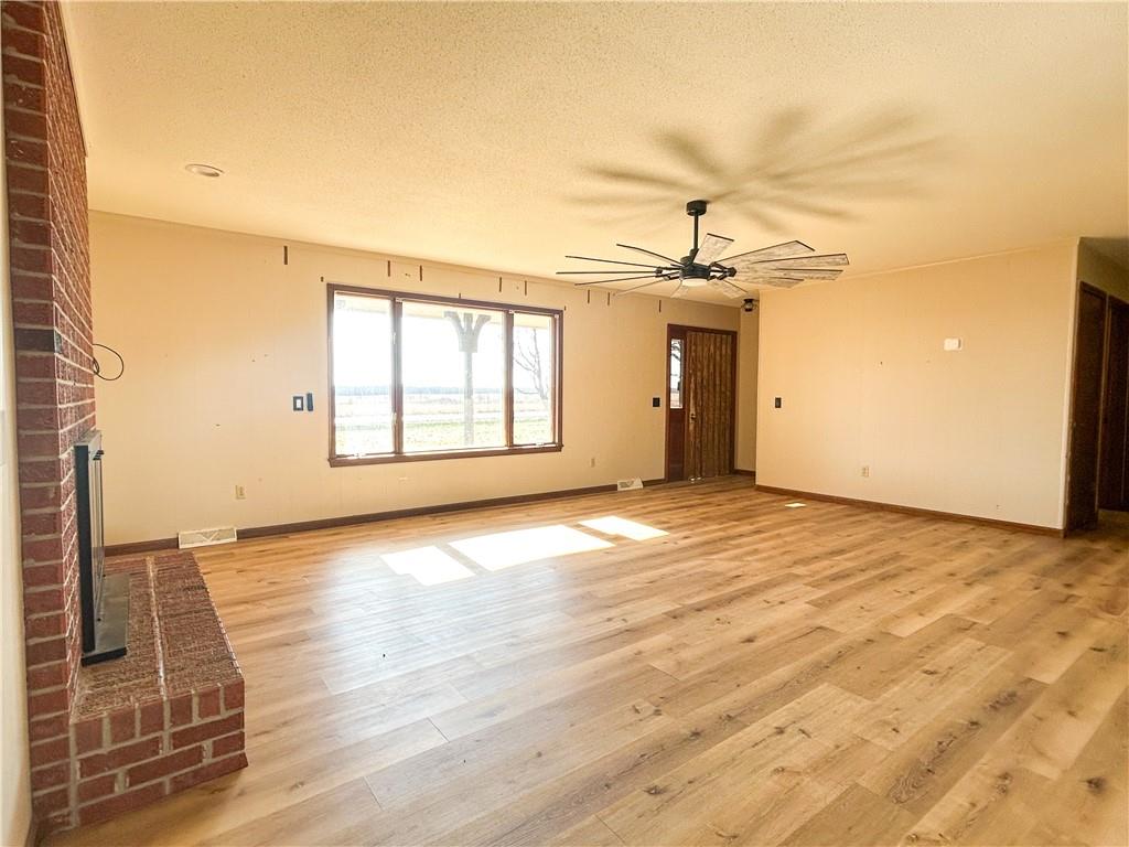 20340a KS 52 Highway