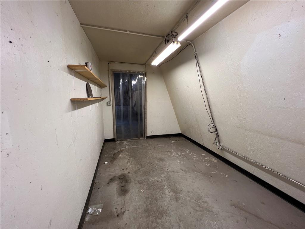 20340a KS 52 Highway