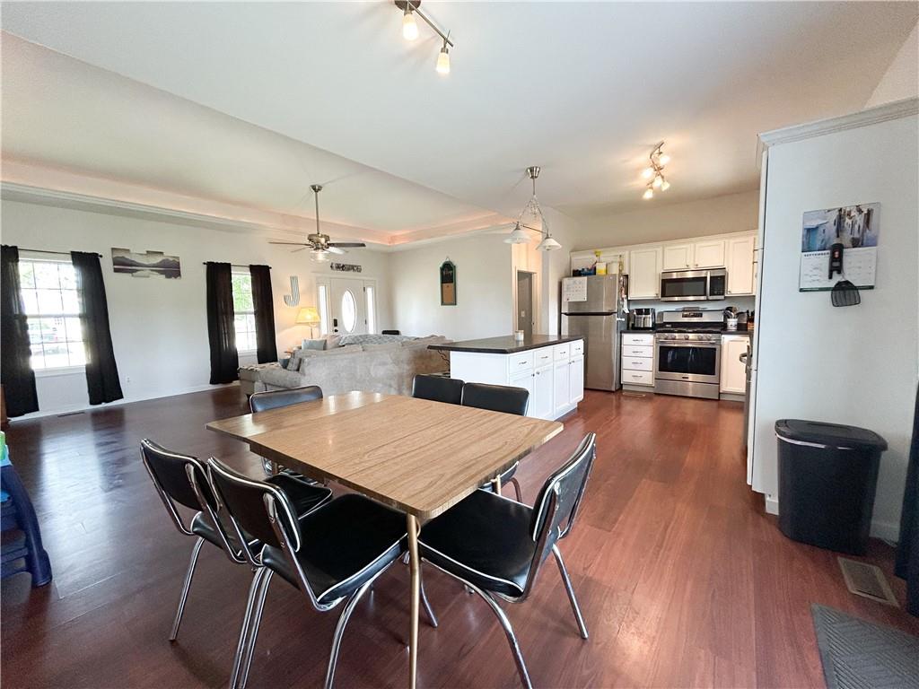 302 S 6th Street