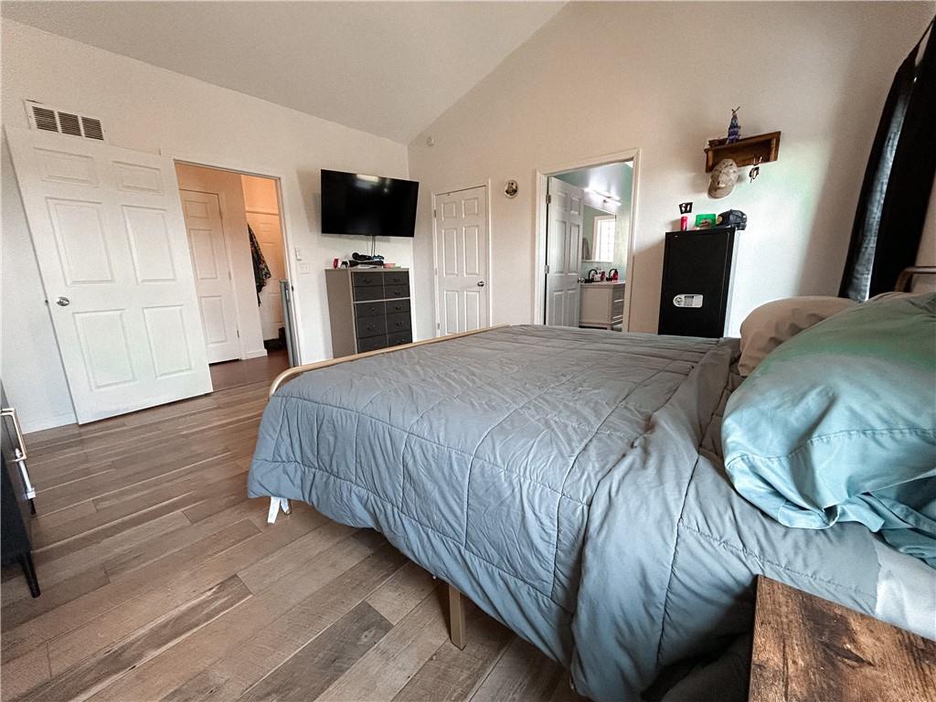 302 S 6th Street