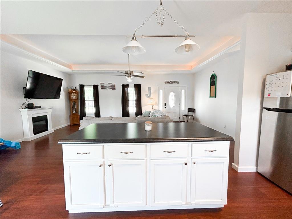 302 S 6th Street