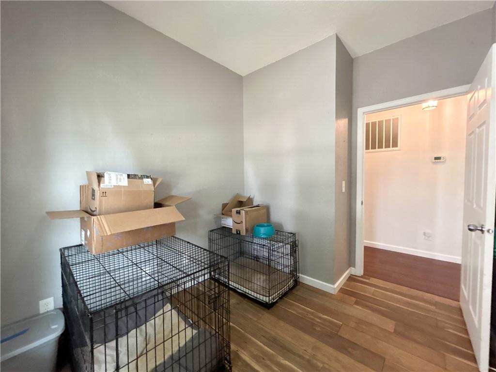 302 S 6th Street