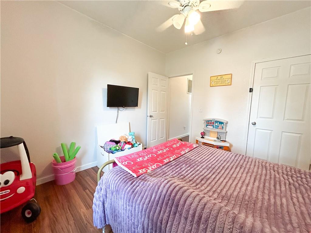 302 S 6th Street