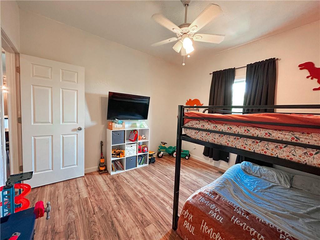 302 S 6th Street