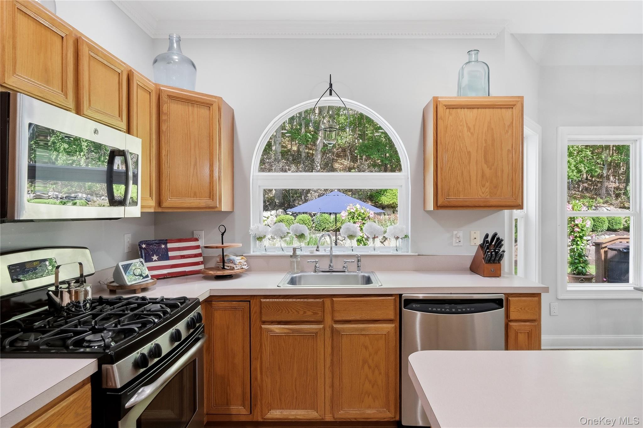 95 Crystal Brook Hollow Road