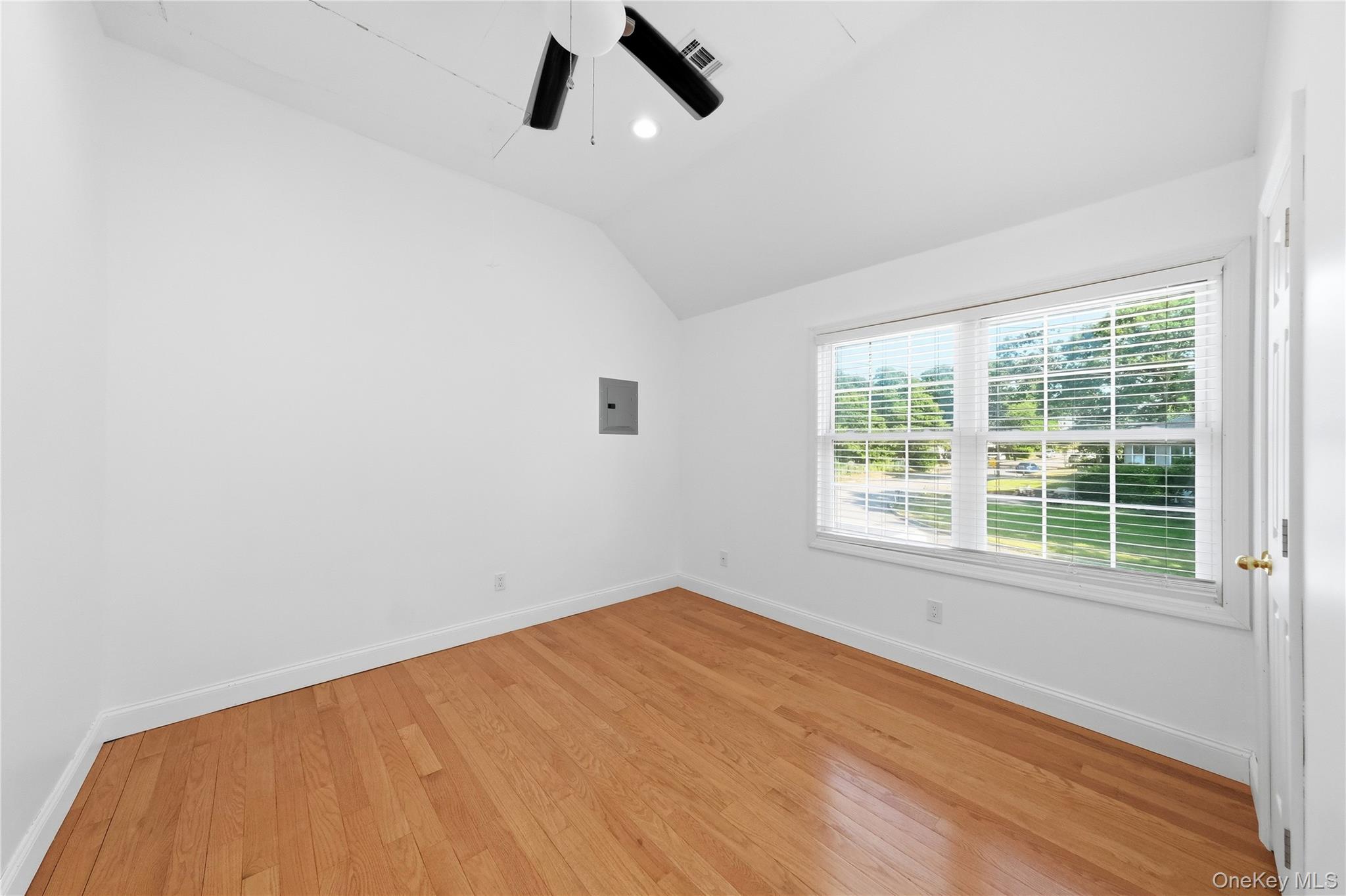 65 Peconic Street