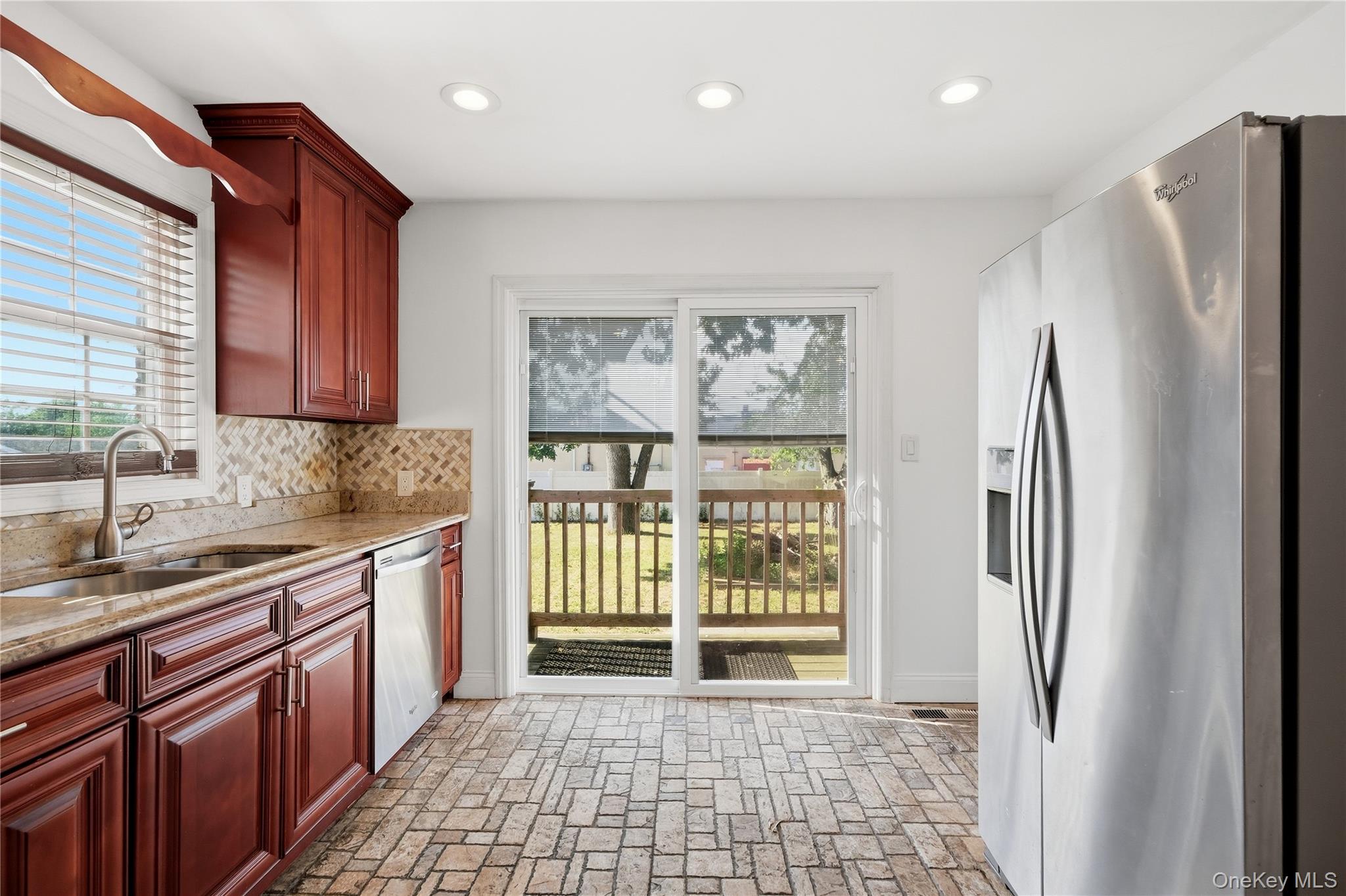 65 Peconic Street