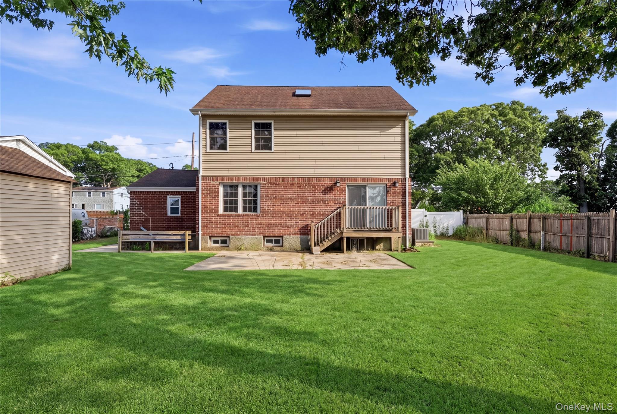 65 Peconic Street