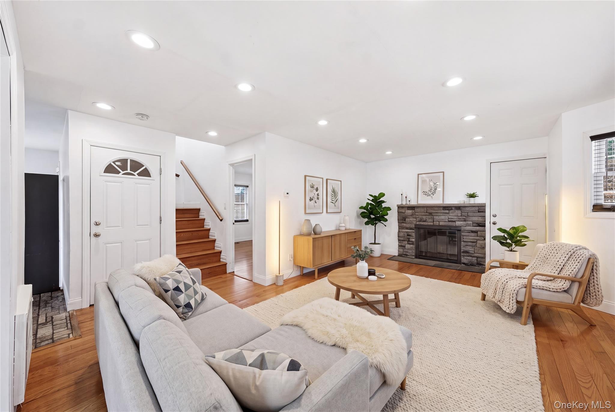 65 Peconic Street