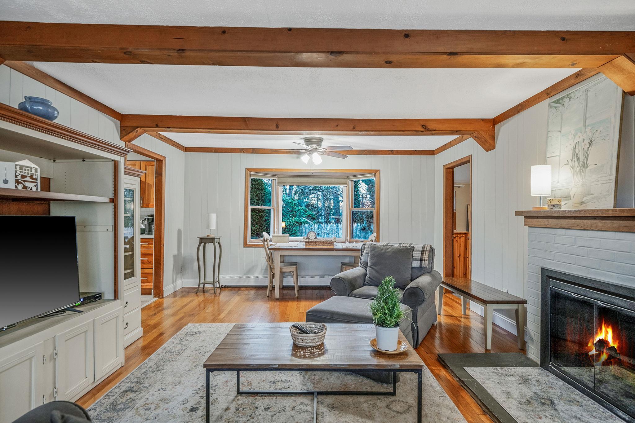 22 Laurelton Road