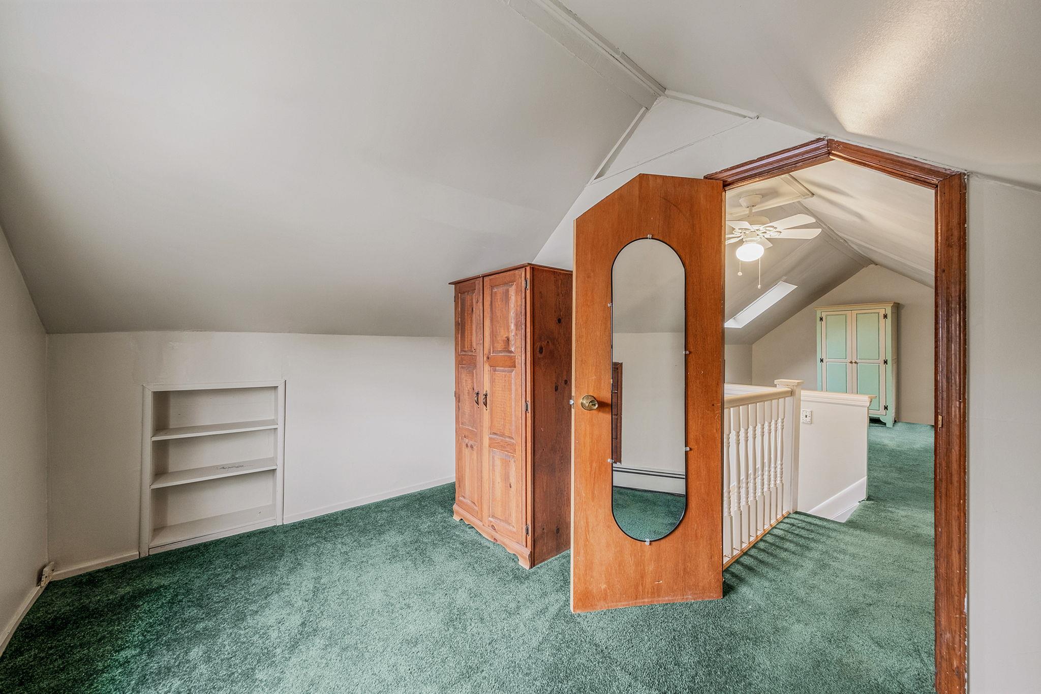 22 Laurelton Road