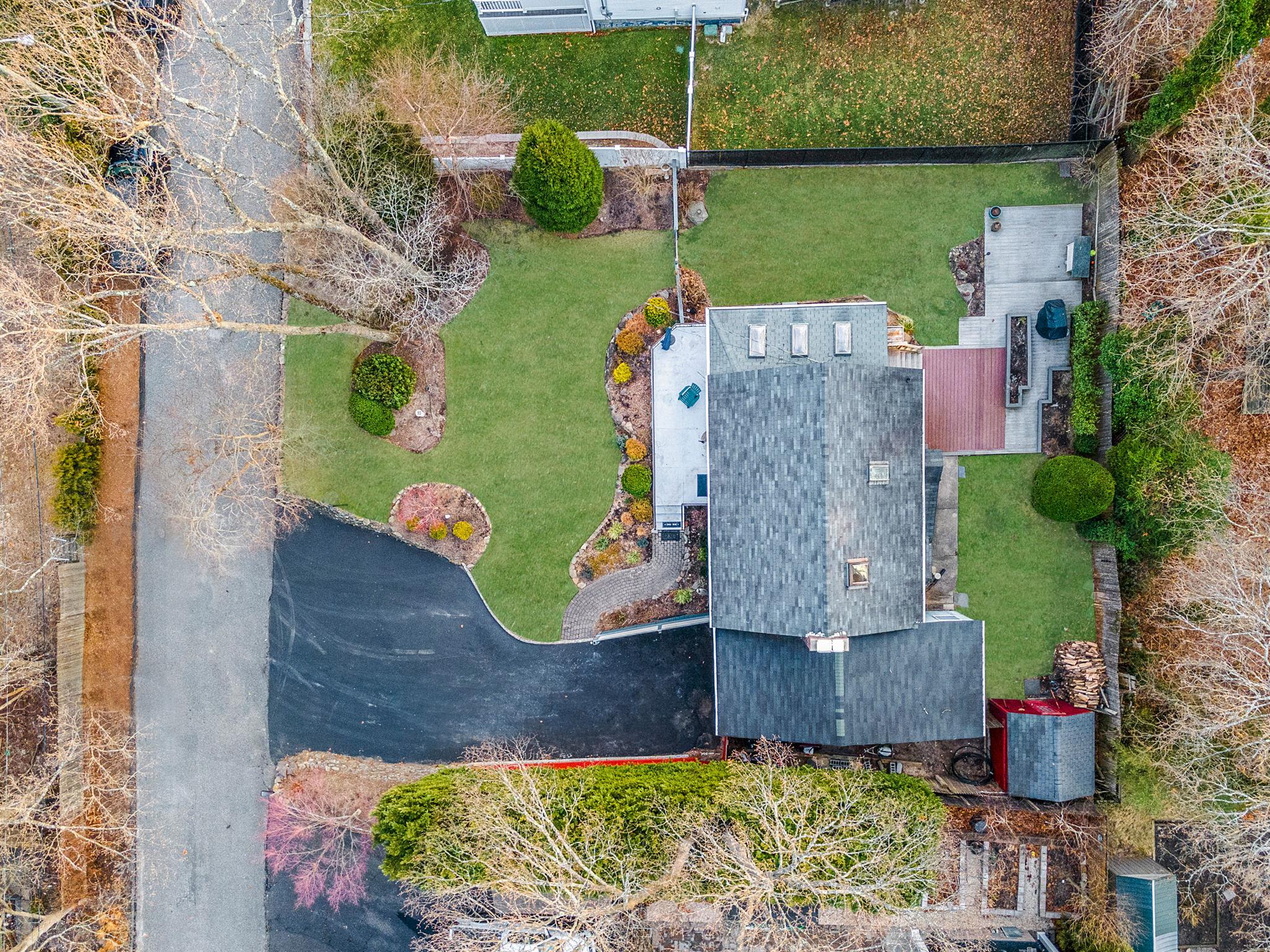 22 Laurelton Road