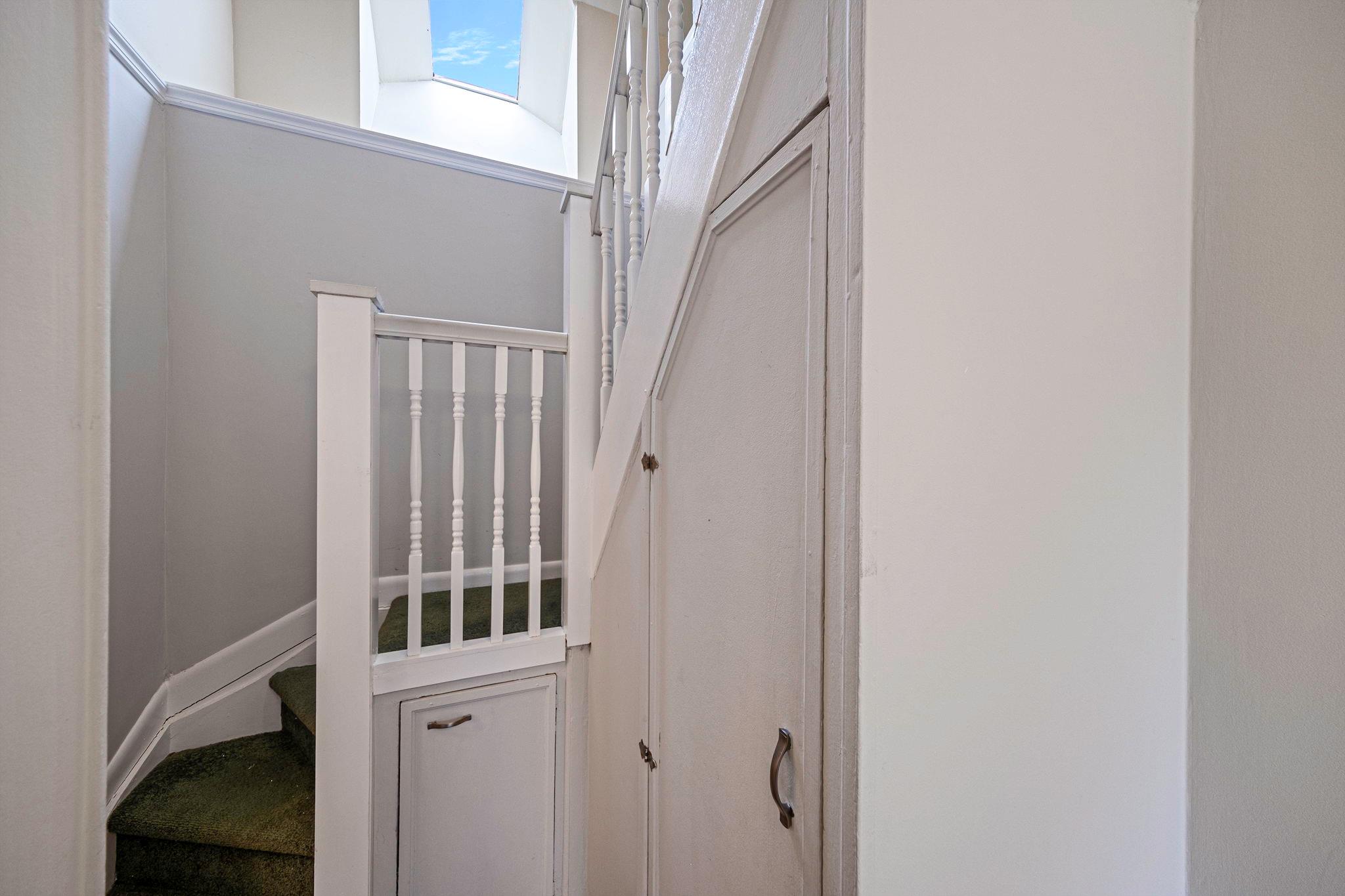 22 Laurelton Road