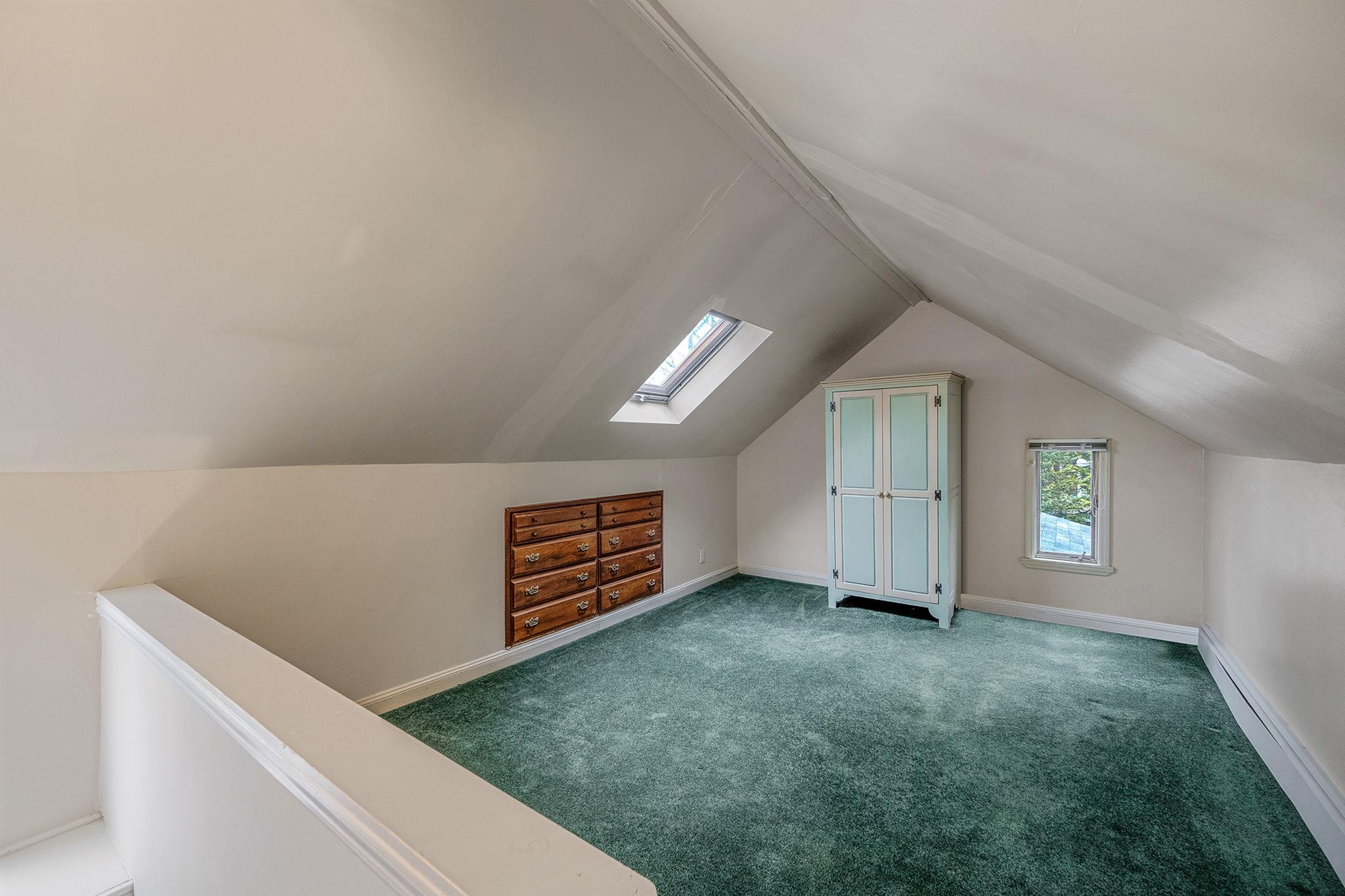 22 Laurelton Road
