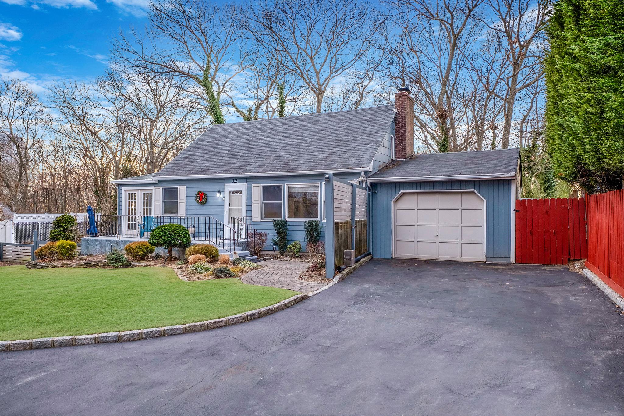 22 Laurelton Road