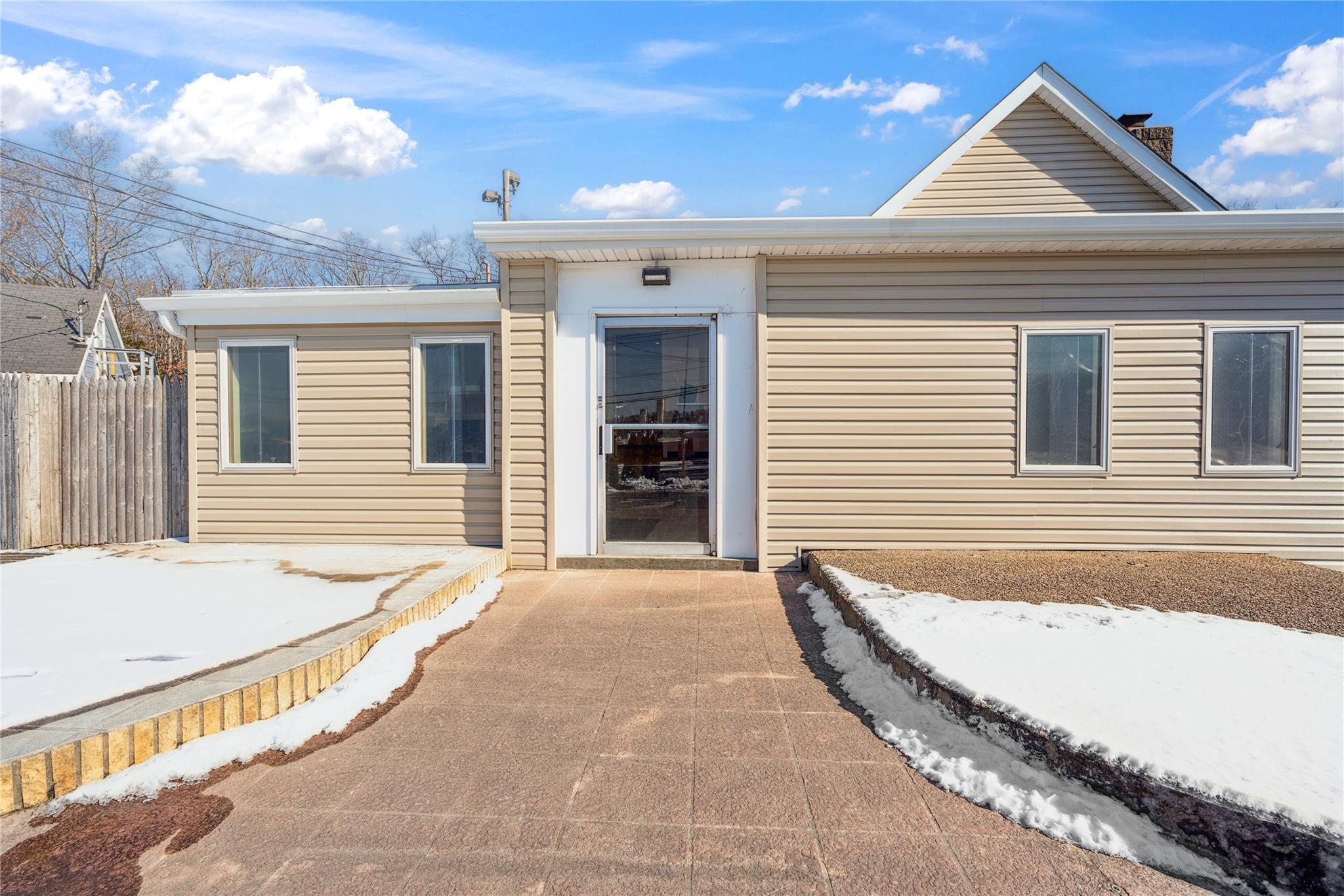 111 Rocky Point Road