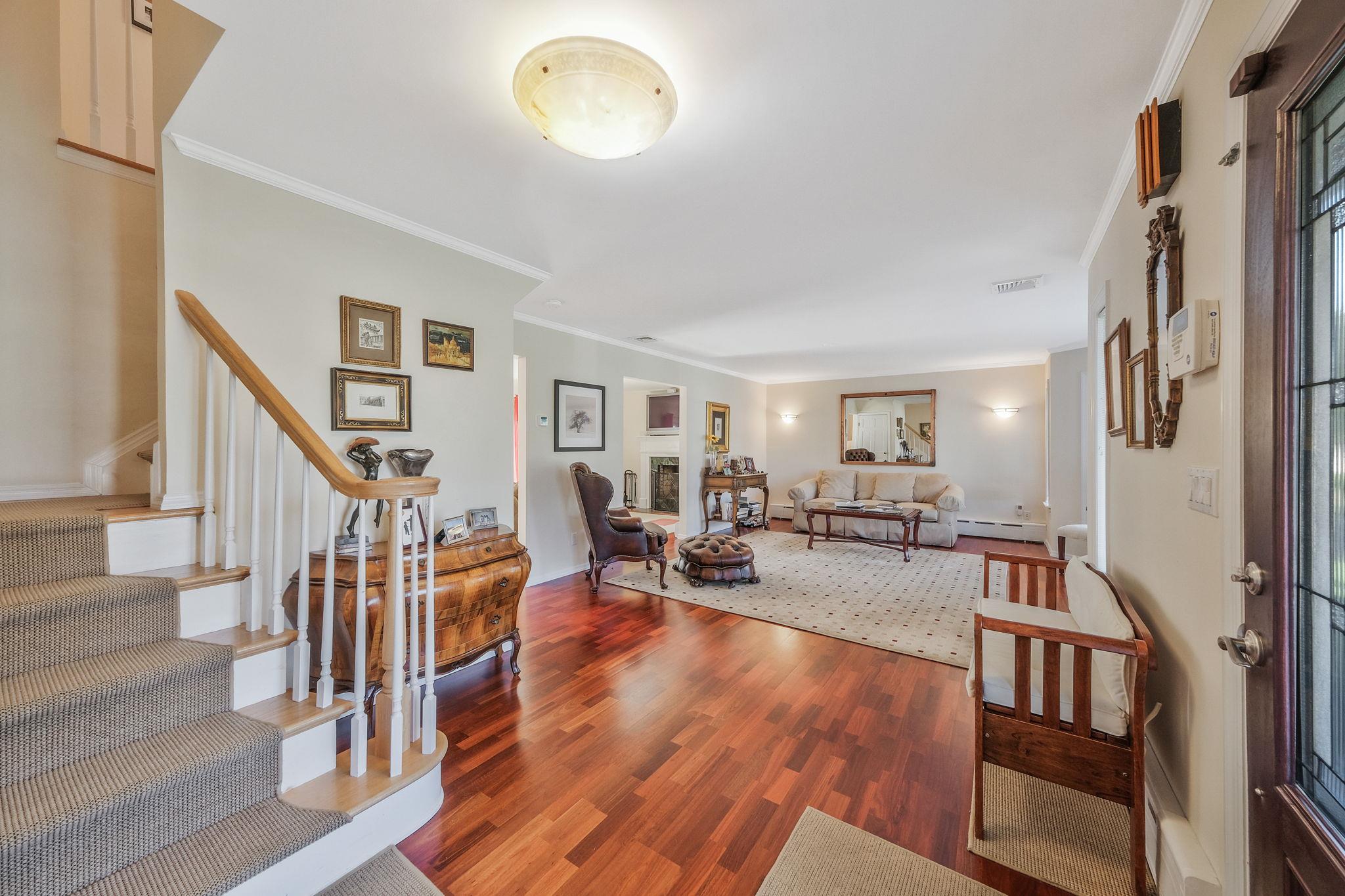 16 Griffin Drive