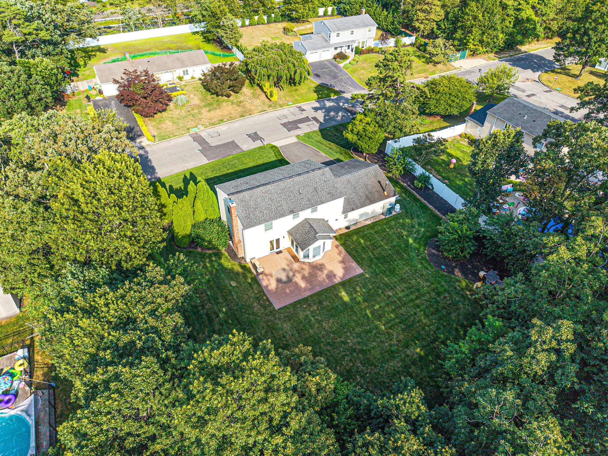16 Griffin Drive