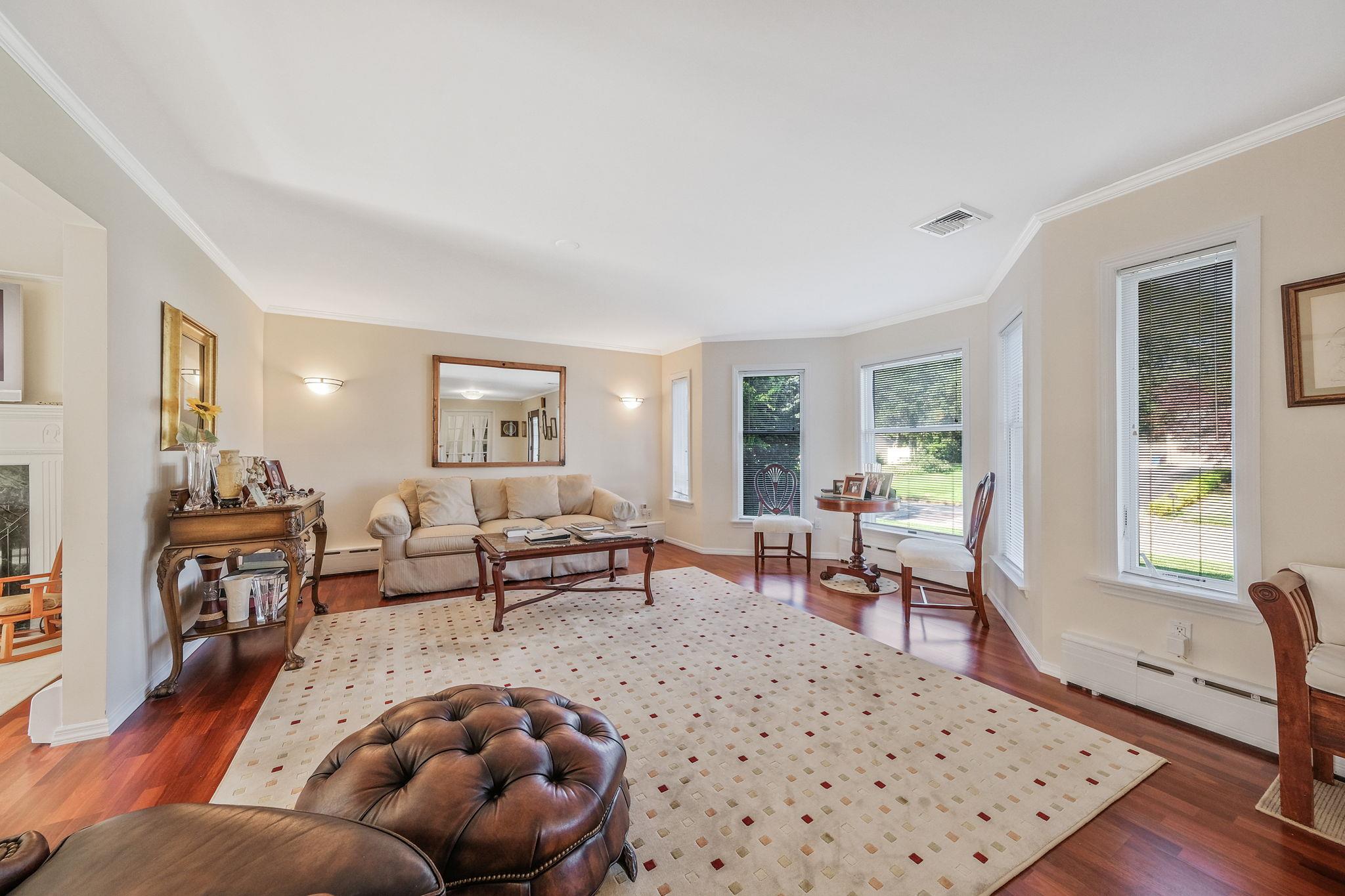 16 Griffin Drive