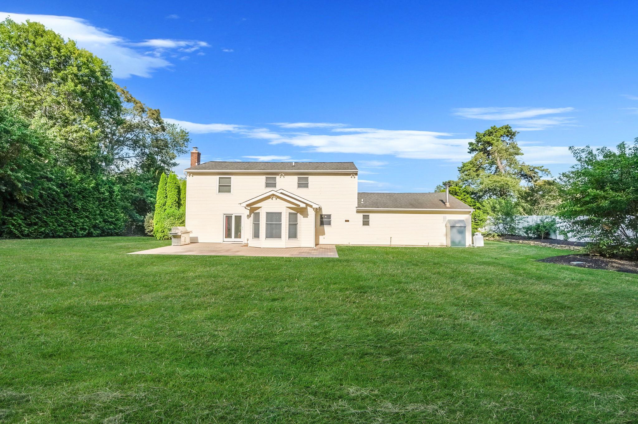 16 Griffin Drive