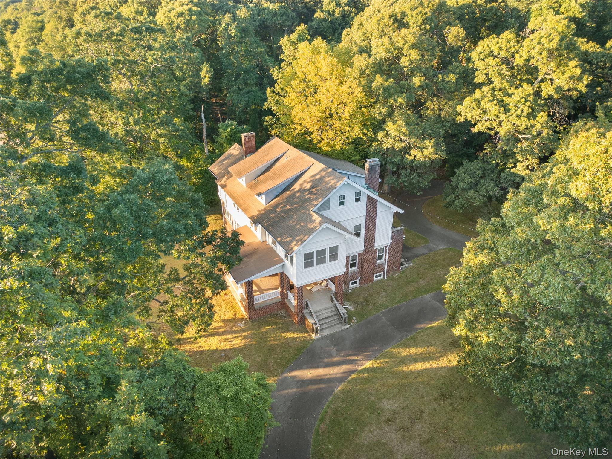 24 Valley Road