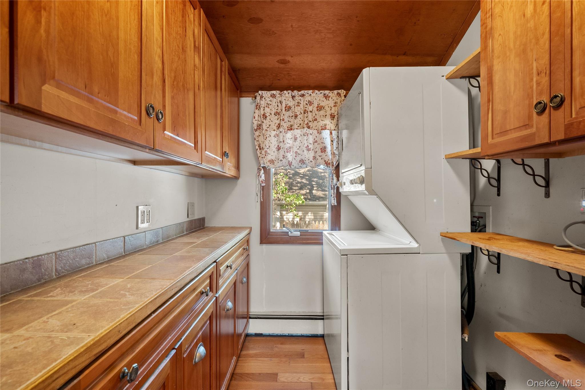 14 Whitestone Road