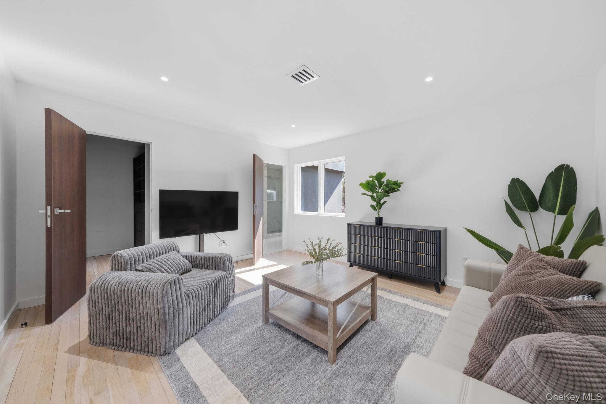 31 Chestnut Hill Drive