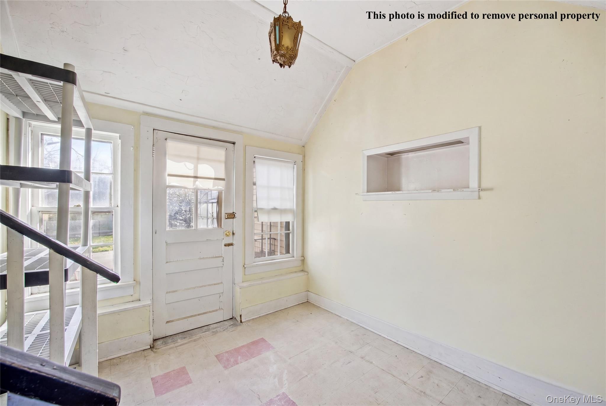29 Lamport Avenue