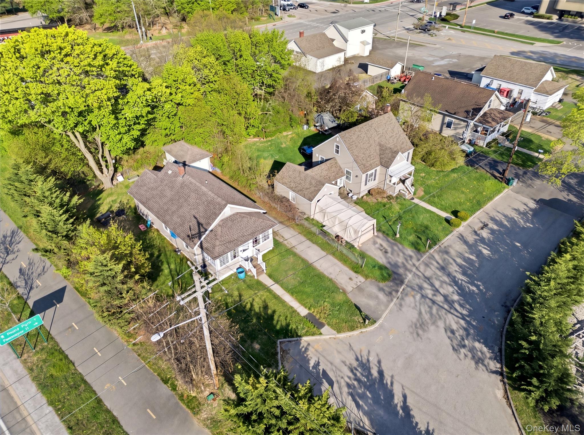 29 Lamport Avenue