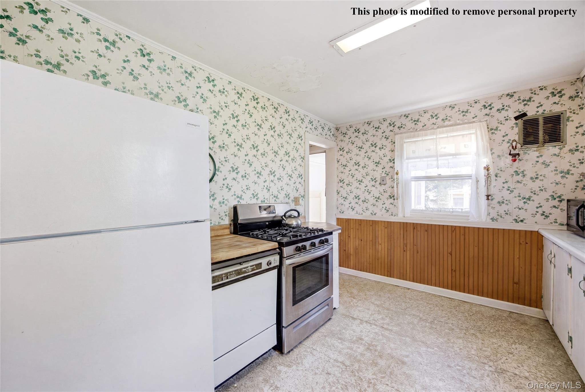 29 Lamport Avenue