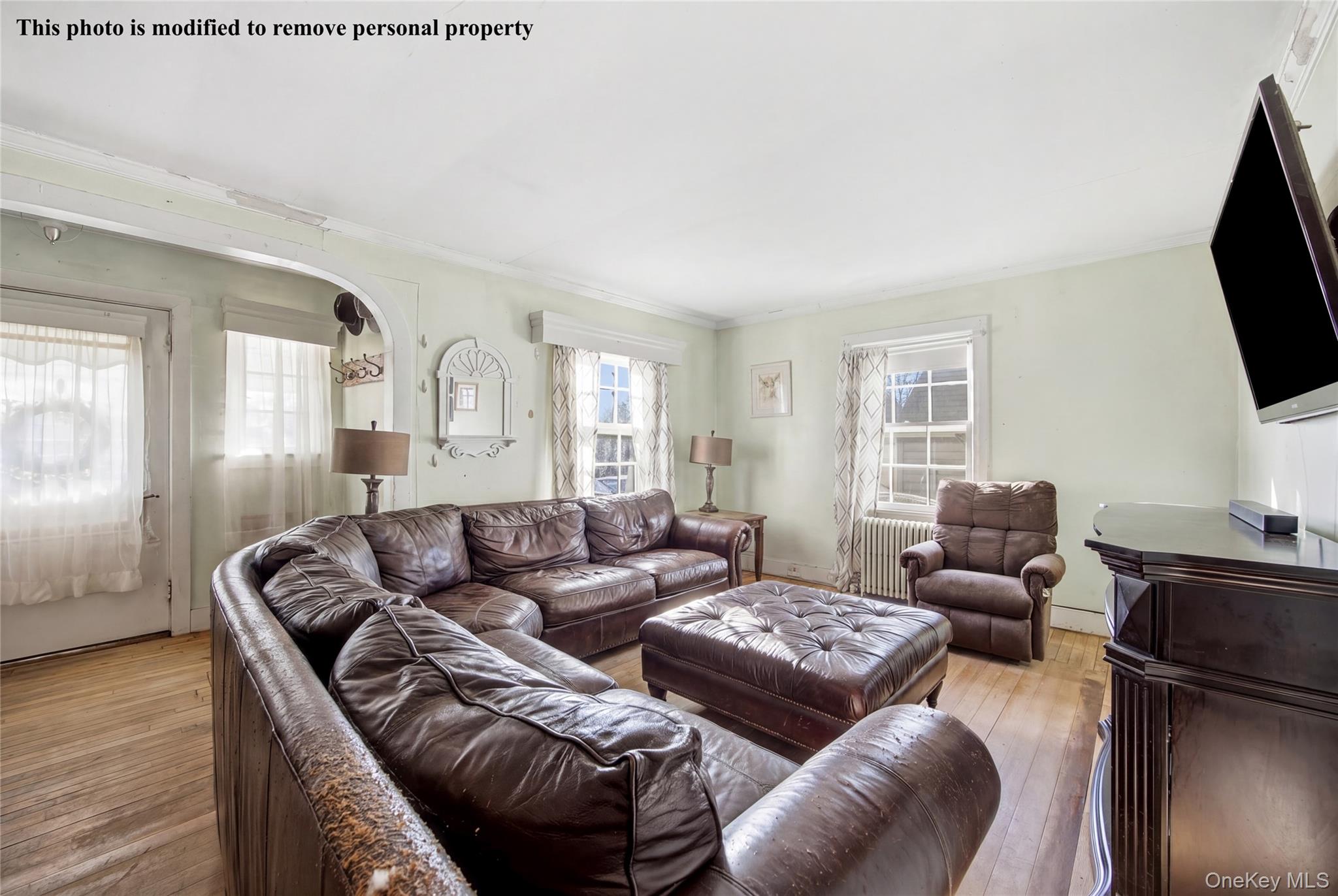 29 Lamport Avenue
