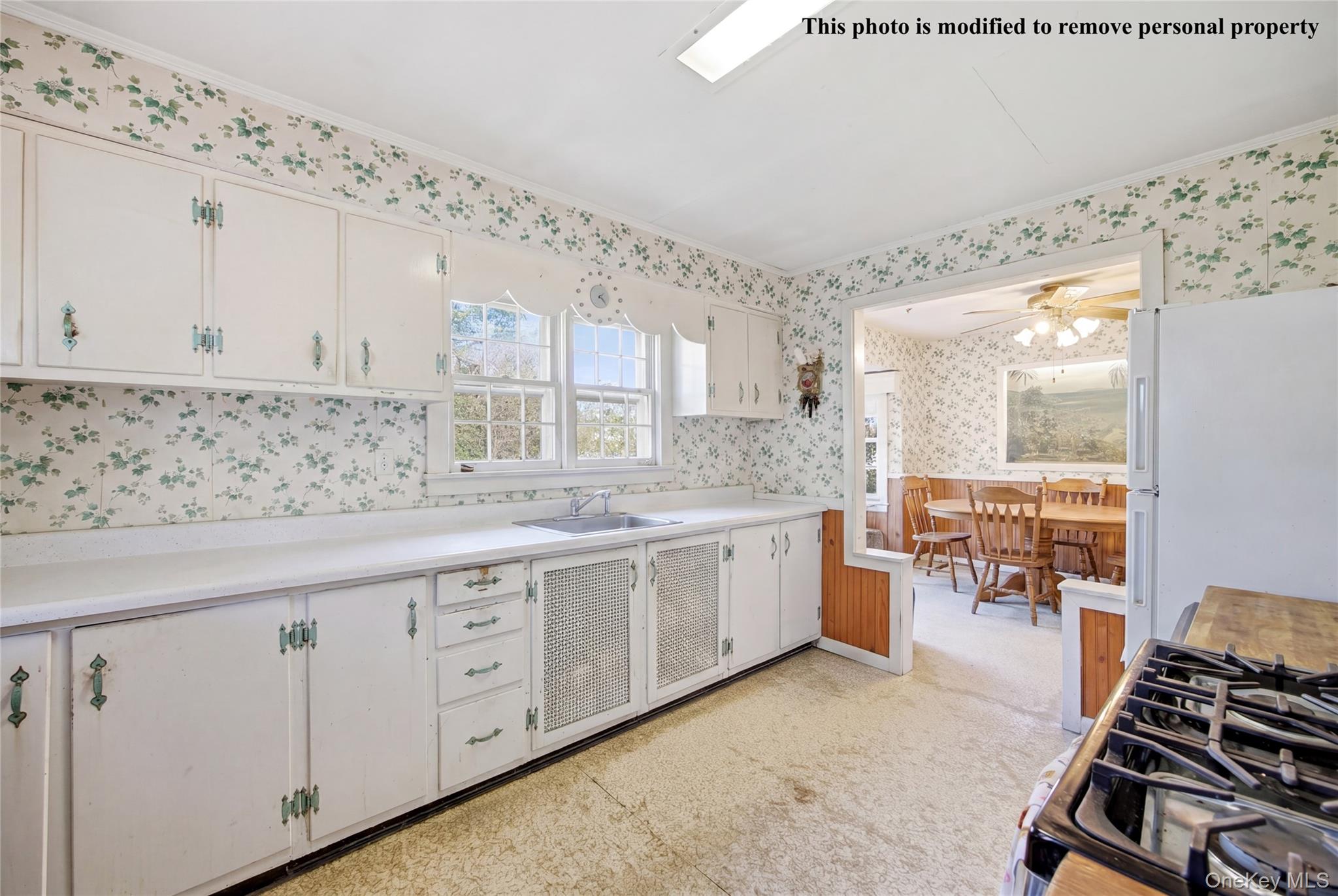 29 Lamport Avenue