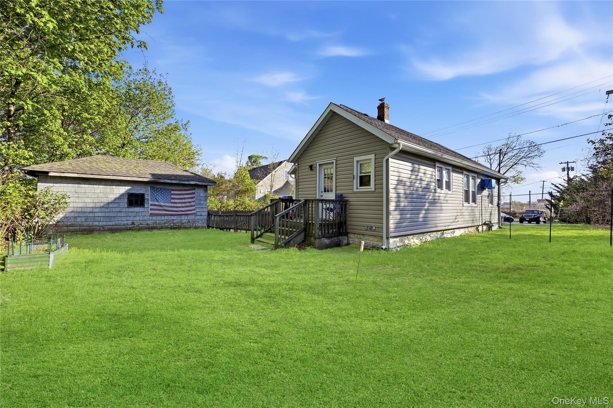 25 Lamport Avenue