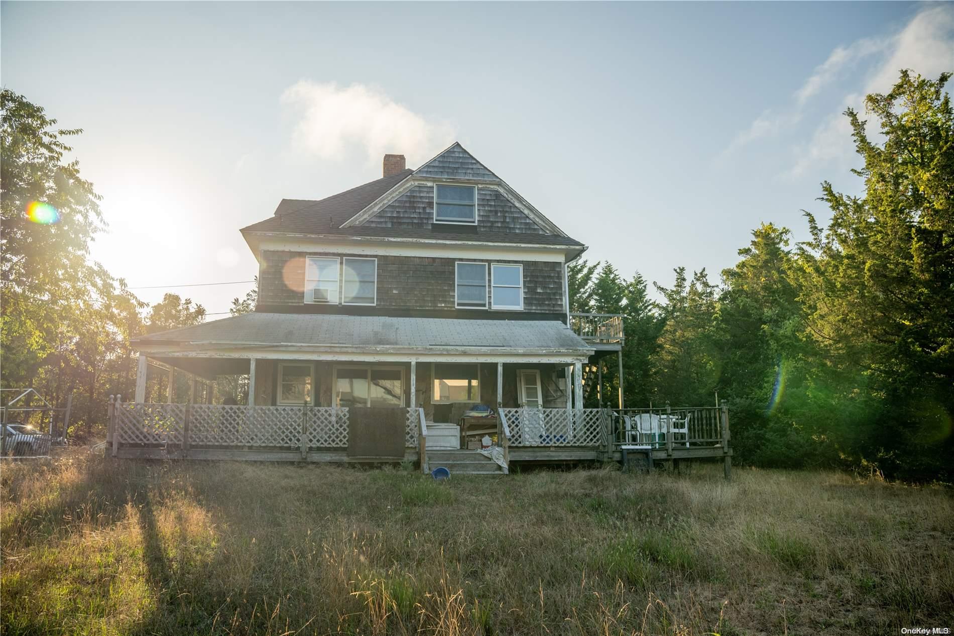 21 Lighthouse Road