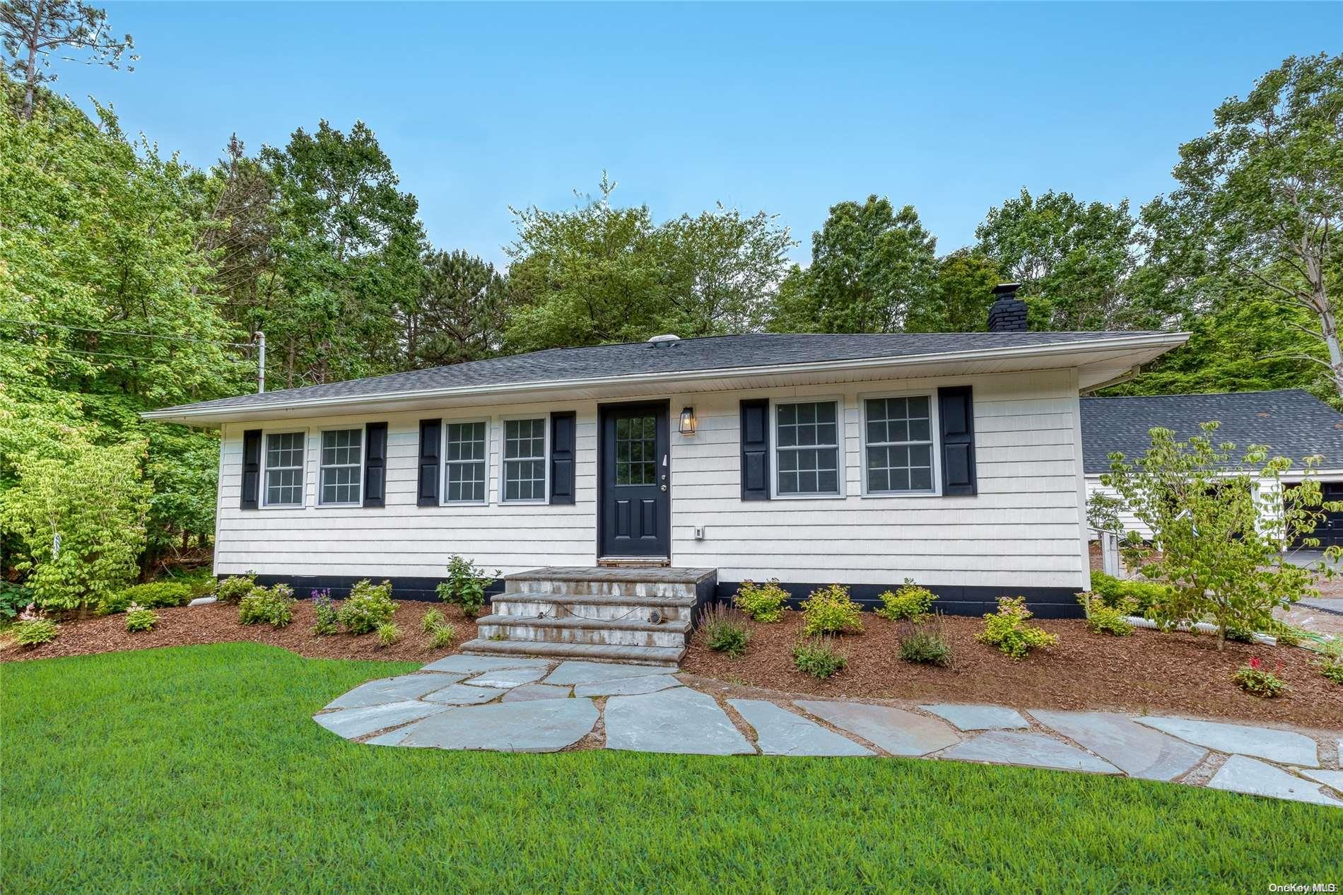 60 Middle Island Miller Place Road