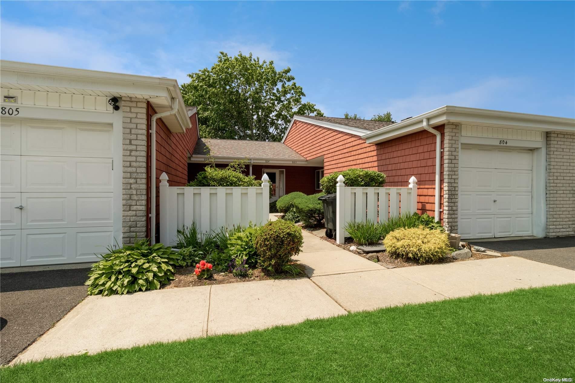 803 Drew Drive N Unit: 803