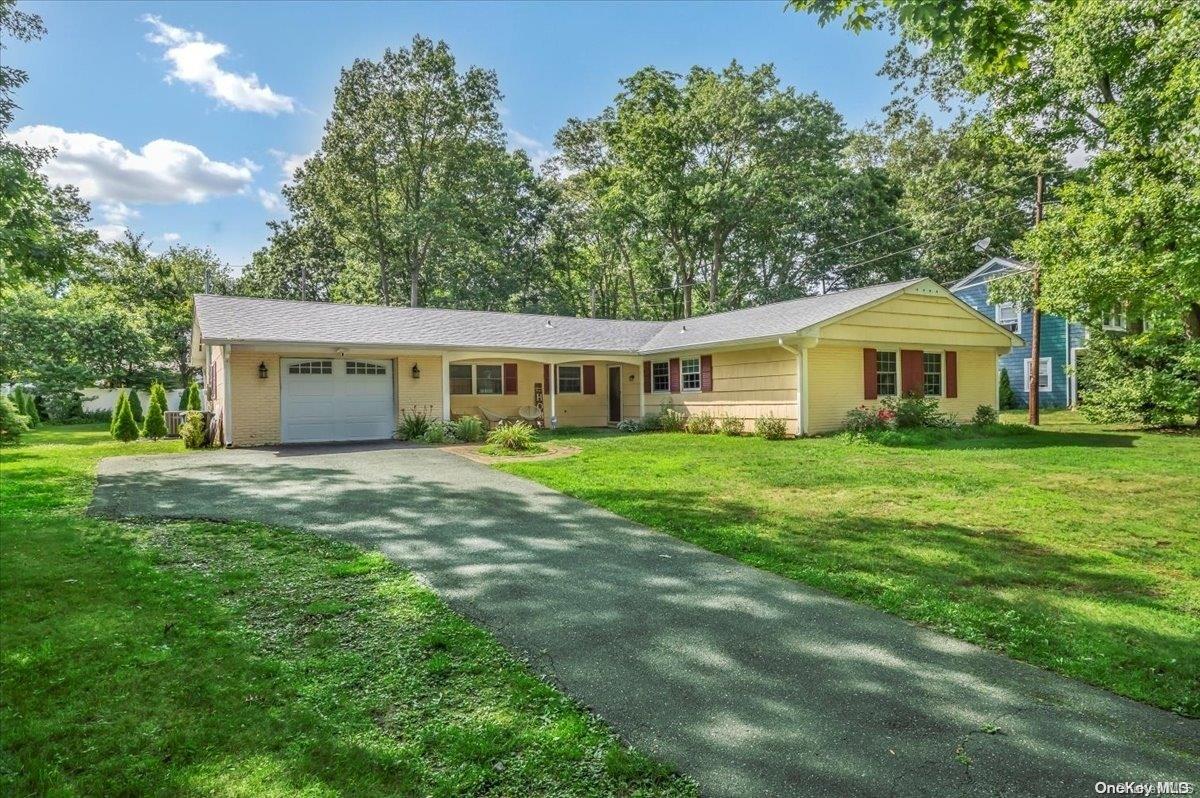 12 Shawmont Lane