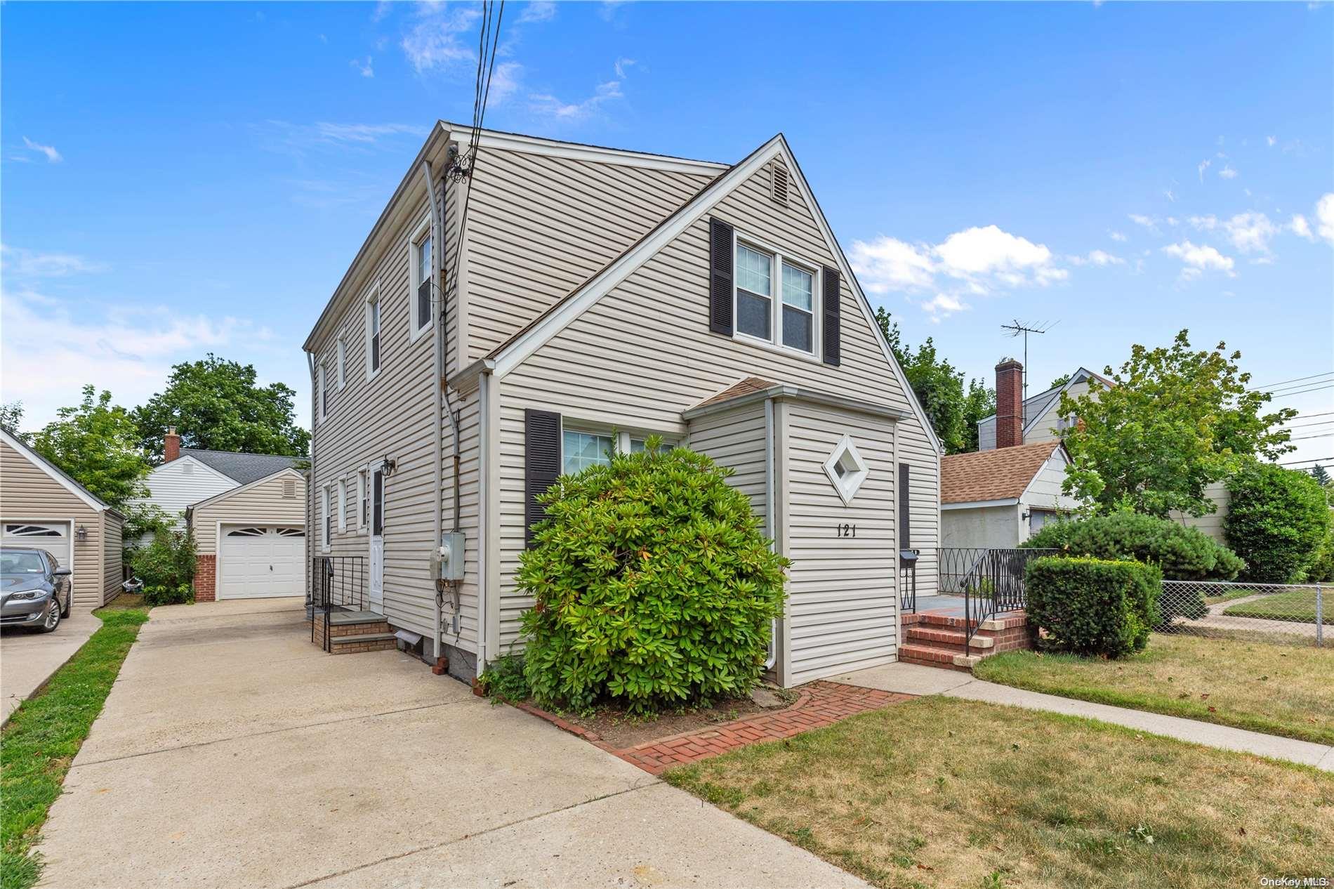 121 4th Street