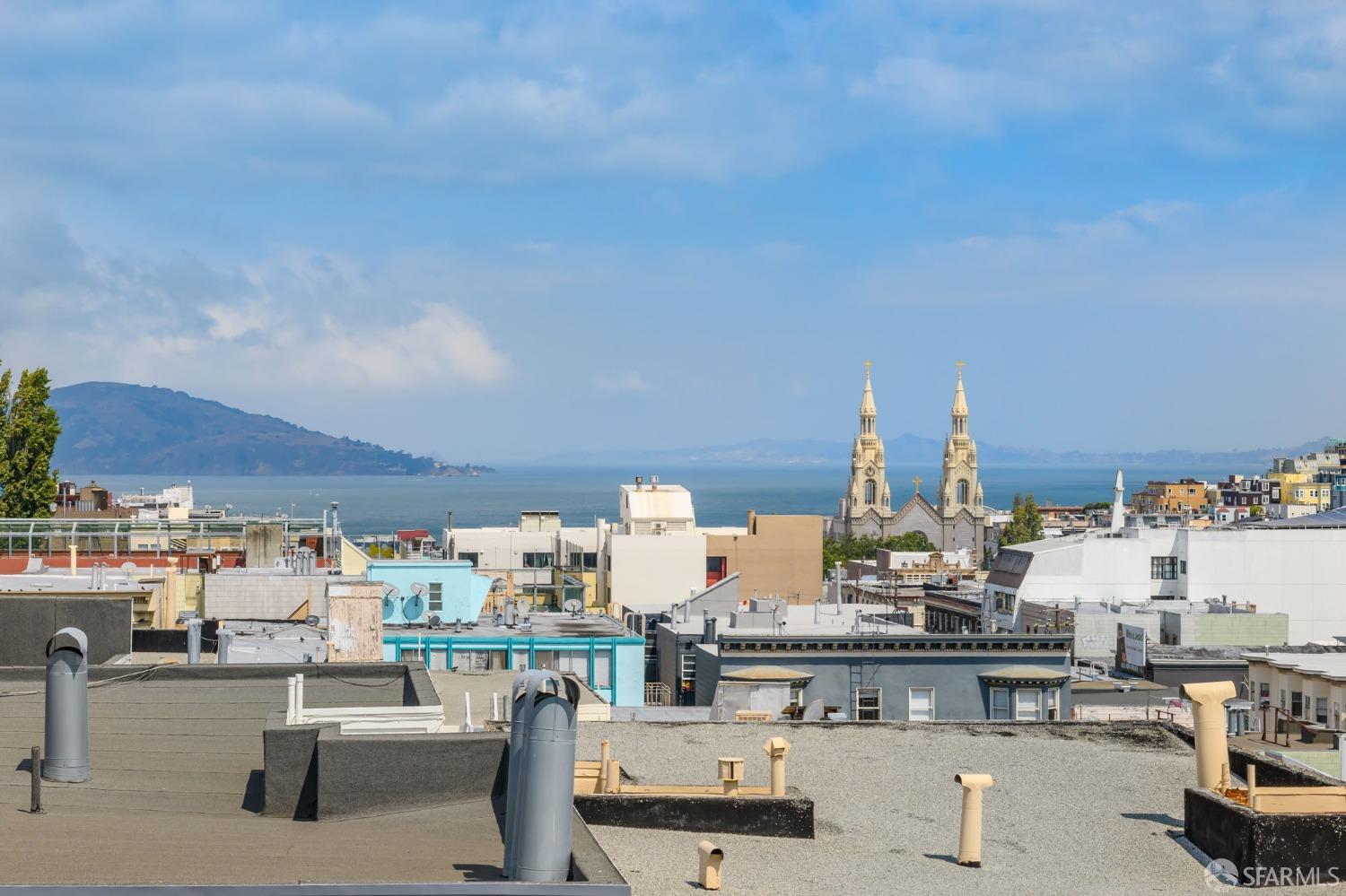 939 Jackson Street Unit: 301