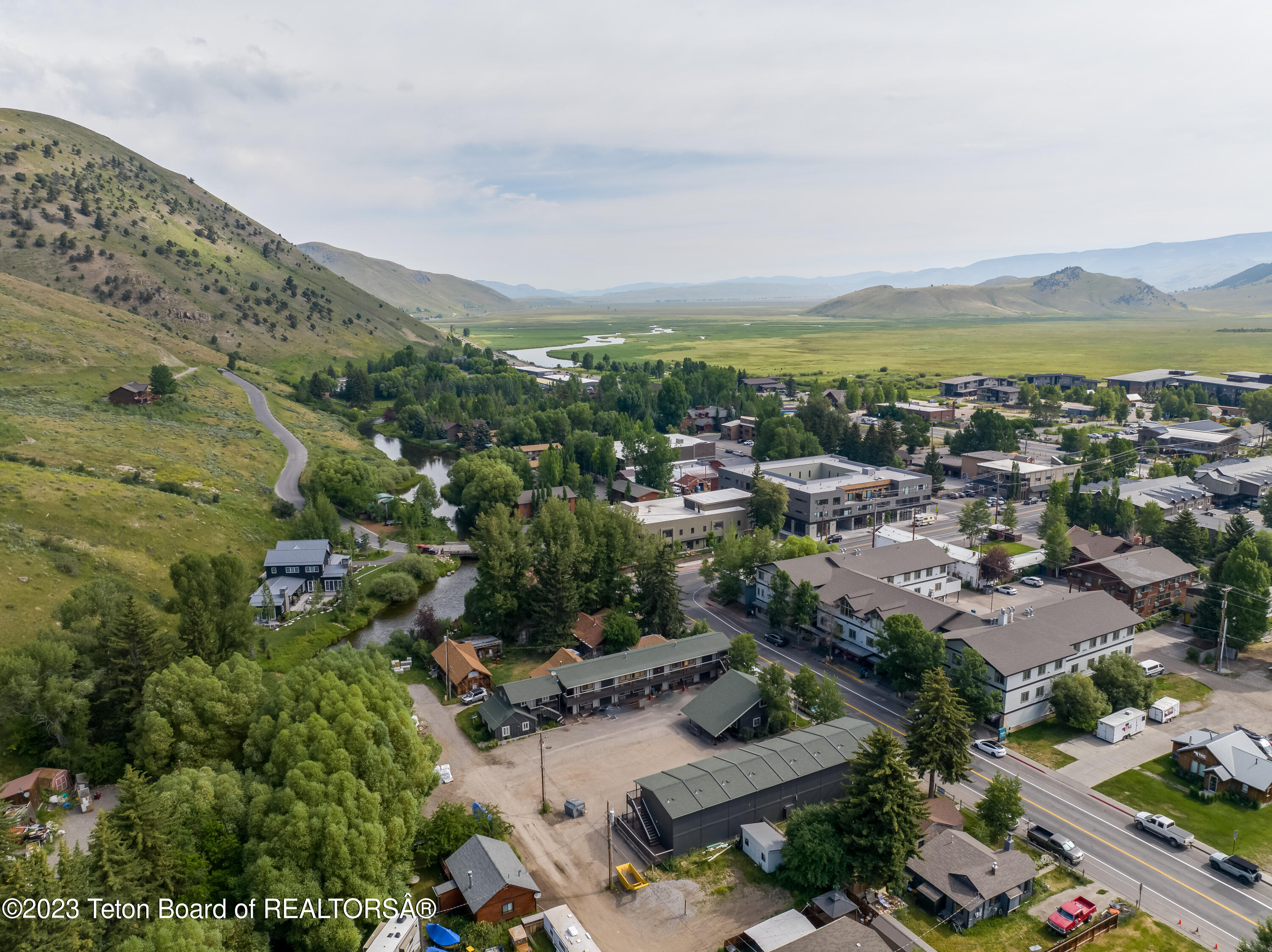 245 & 265 N MILLWARD Street