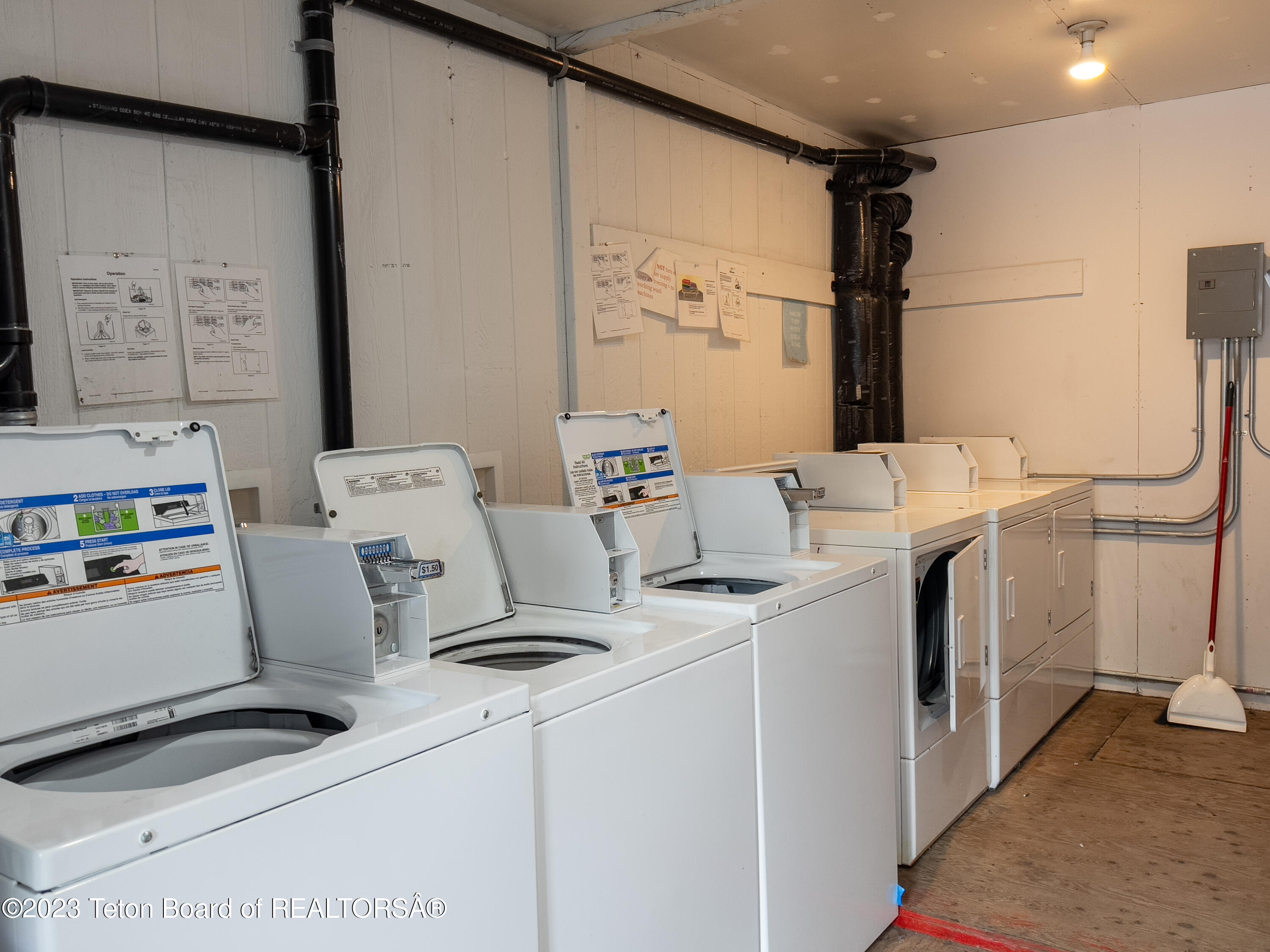 245 & 265 N MILLWARD Street