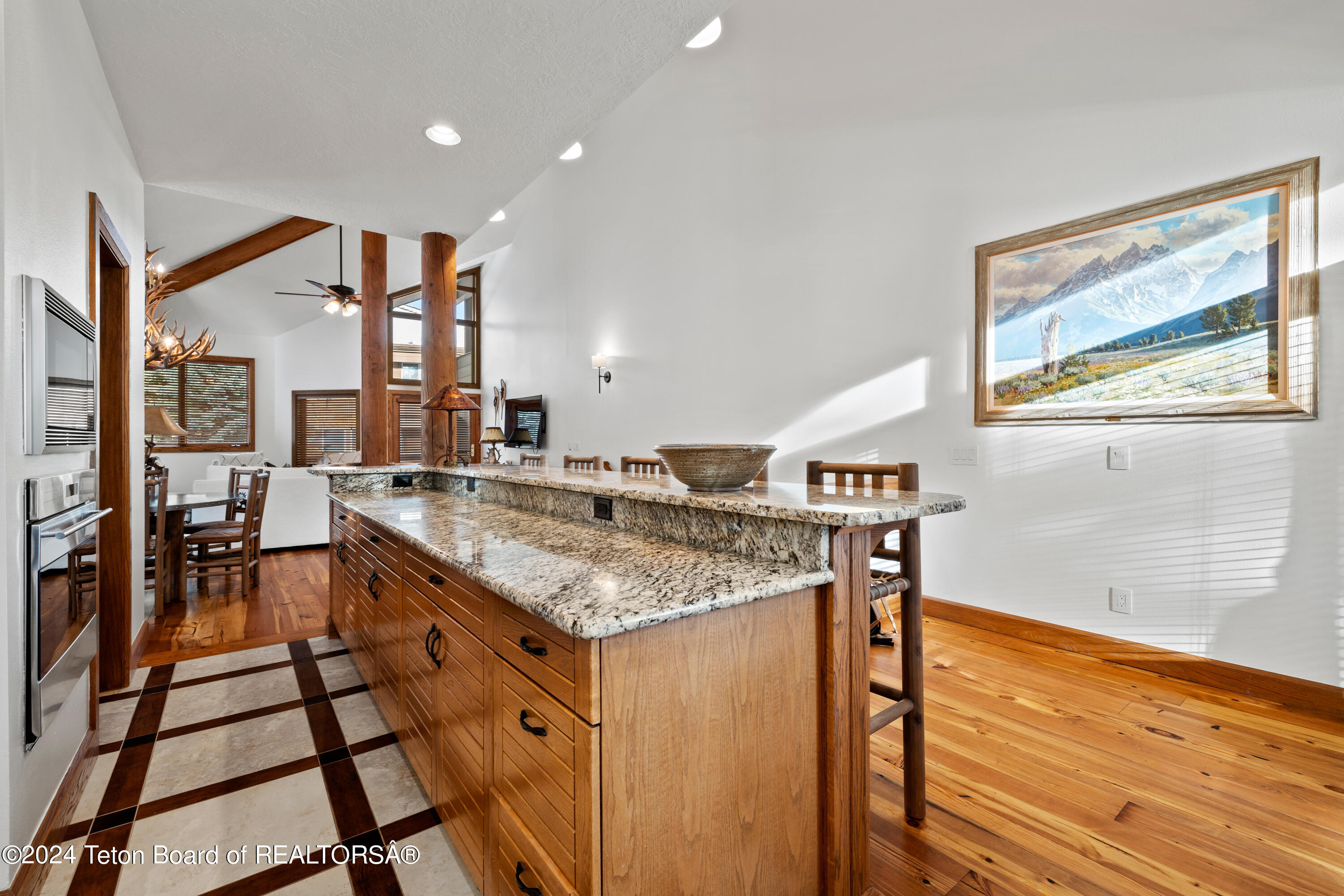 3527 W MCCOLLISTER Drive 4