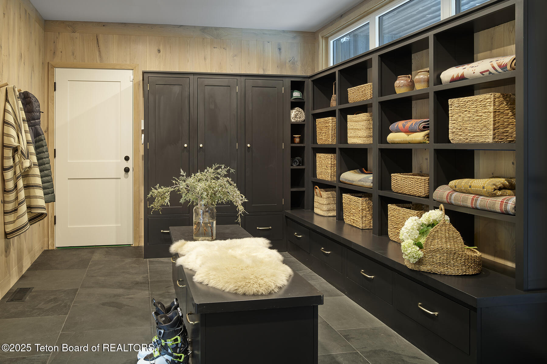 7750 N LOWER GRANITE RIDGE Road