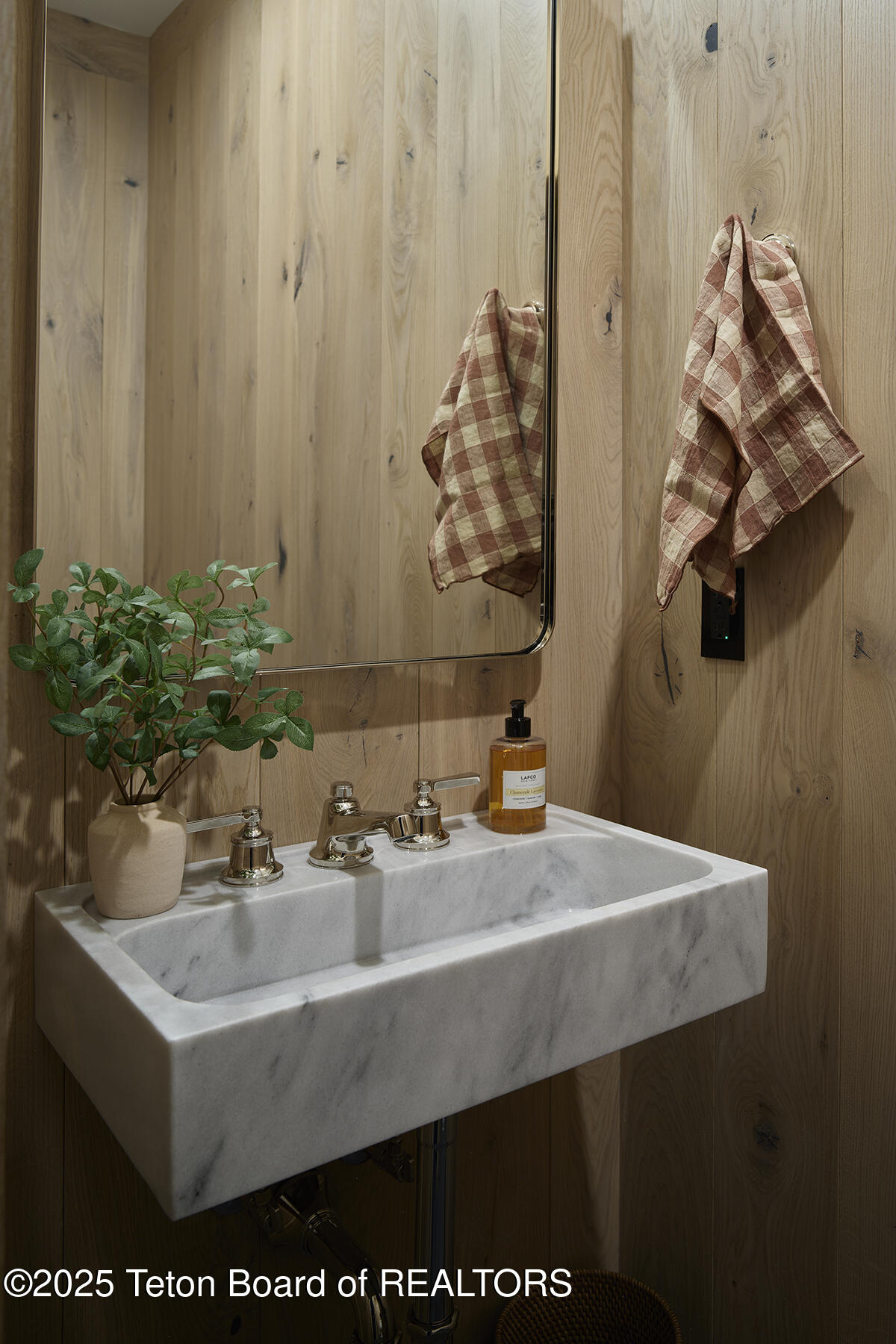 7750 N LOWER GRANITE RIDGE Road