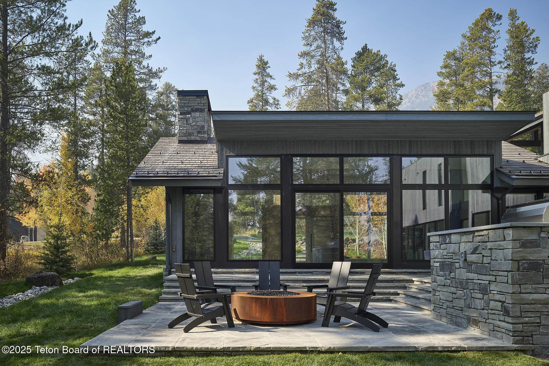 7750 N LOWER GRANITE RIDGE Road