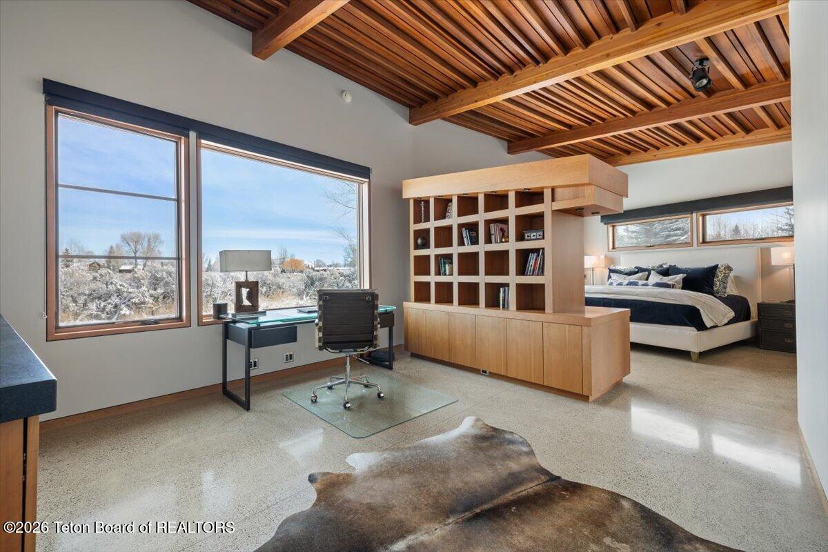 130 STINNETT Drive