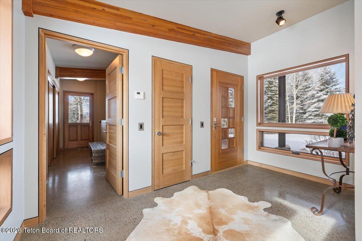 130 STINNETT Drive