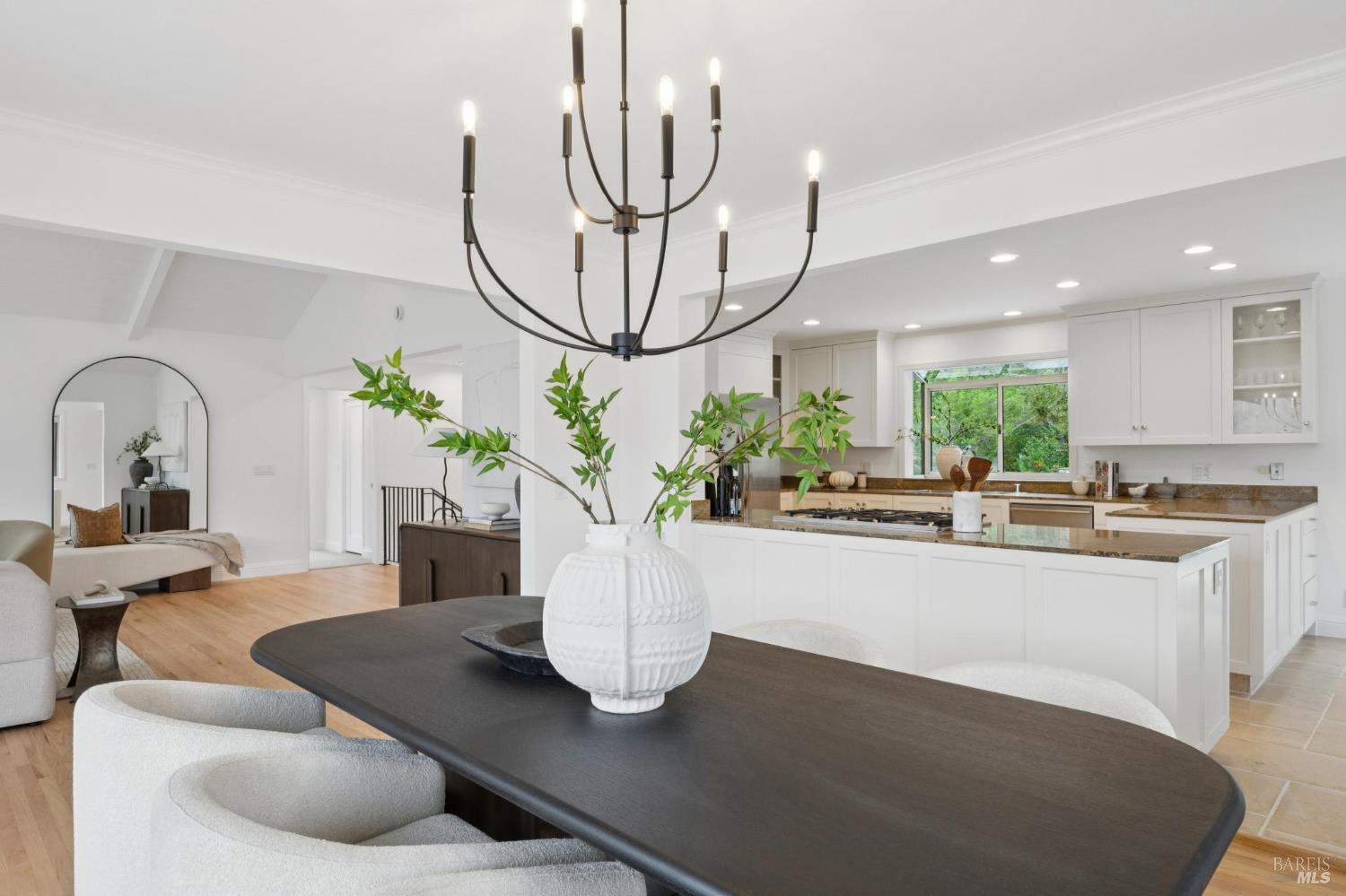 16 Dutch Valley Lane