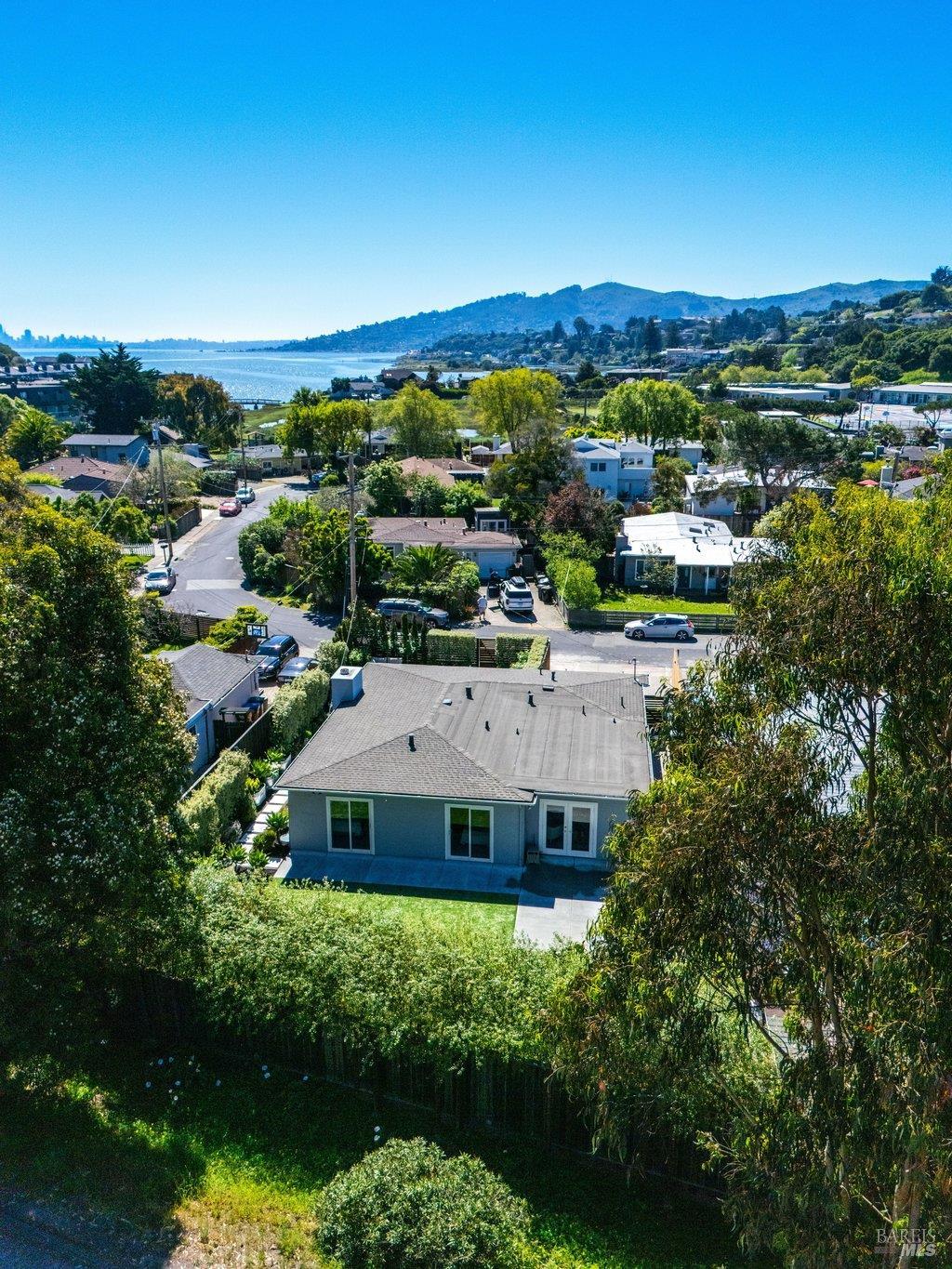 17 Strawberry Circle