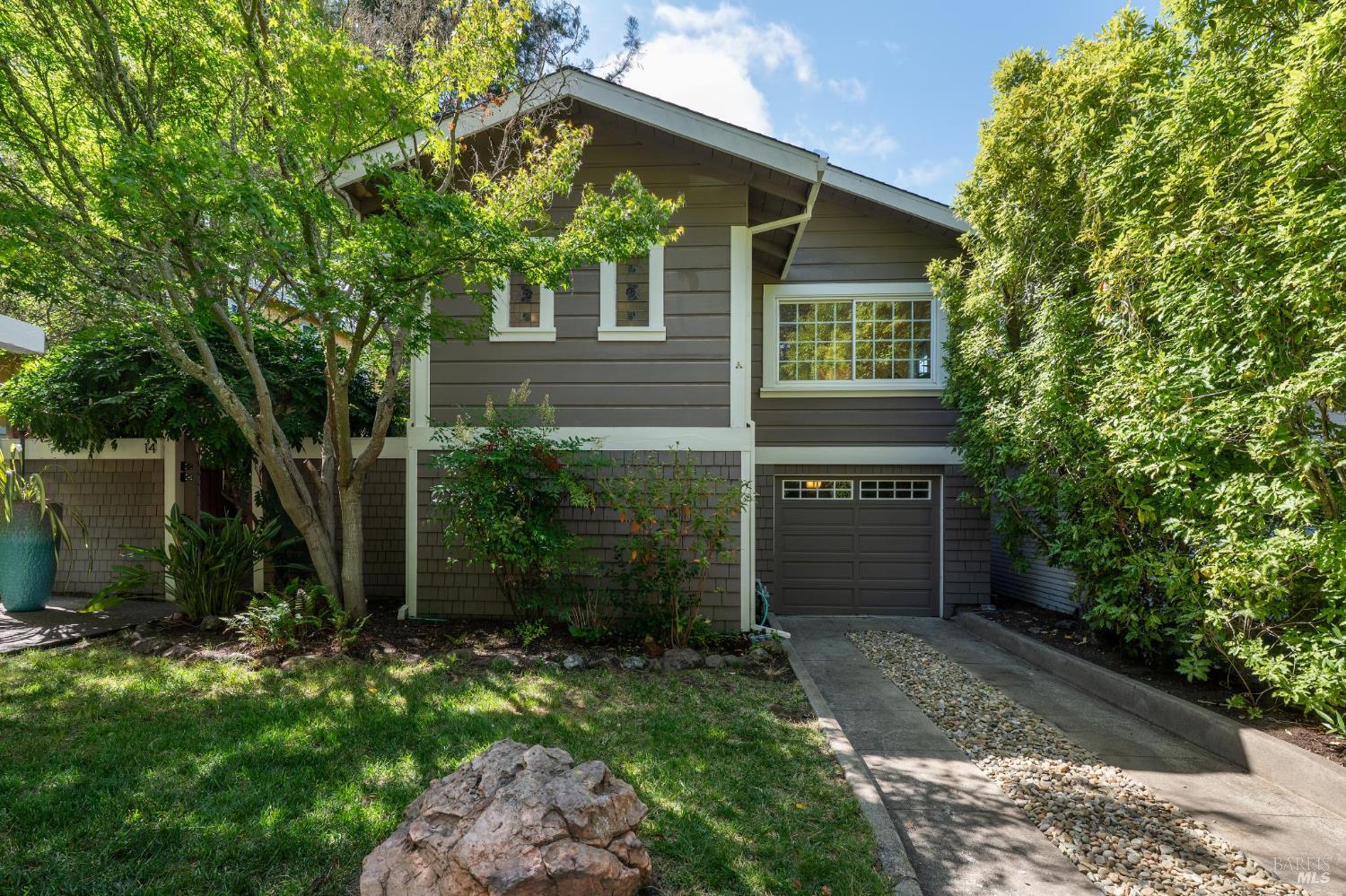14 Scenic Avenue